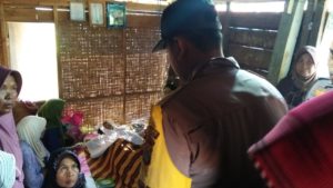 Lagi Nyawa Putri Dompu Melayang Minum Racun