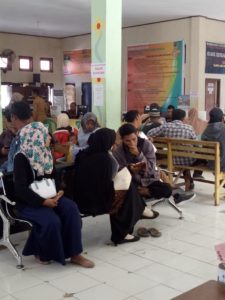 Blanko KTP Masih Kosong, Warga Resah