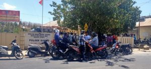 Dikejar Massa Pelaku Curanmor Amankan Diri ke Polsek