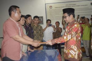 Syarat Dukungan Calon Pasangan Prof Mansyur dan Aris Ansyari Dinyatakan Memenuhi Syarat