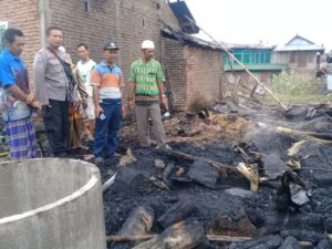 Rumah Warga Tanju Terbakar