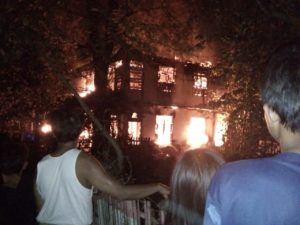 Tadi Malam Rumah Warga Nowa Hangus Terbakar