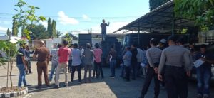 Tuntut Penuntasan Kasus Korupsi ICI dan FRM Demo Kejari Dompu