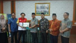 INTI Anugerahi Rektor UIN Mataram sebagai Toko Ekoteologi NTB, FWL: Kepemimpinan Lingkungan Perlu Diapresiasi